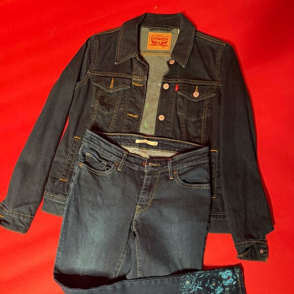 Upcycled Levi's Denim Set with Hand-Painted UFO Art - Vintage Rebel Style - Picture 3 of 12